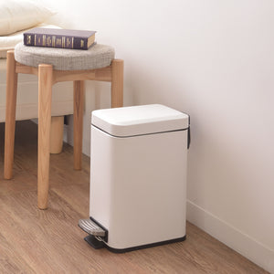 ROOM ESSENCE Trash Can