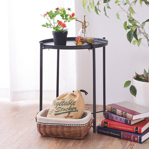 ROOM ESSENCE Side Table